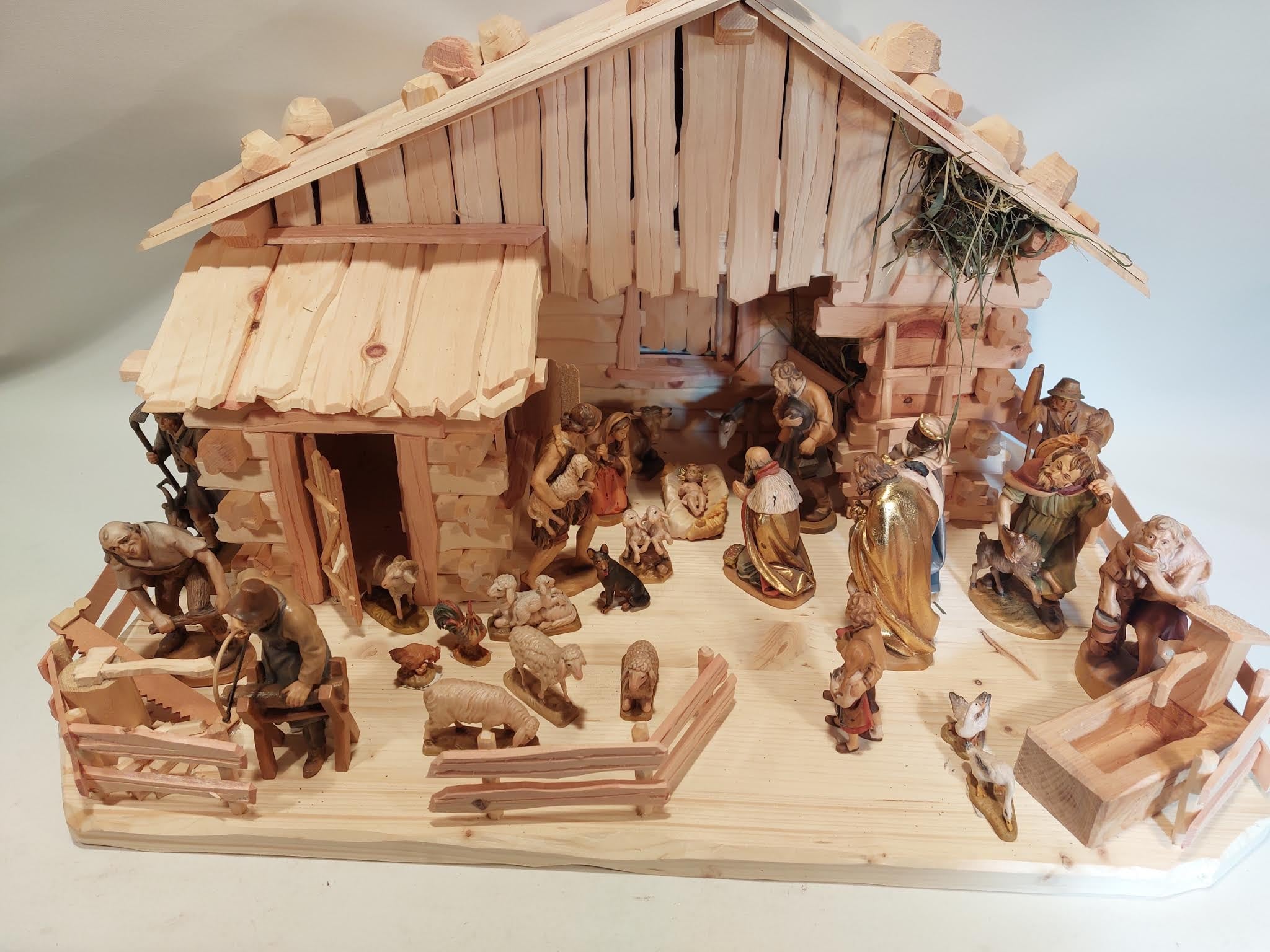 Weihnachtskrippe, selling Bauernhauskrippe